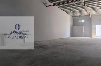 مستودع - استوديو - 1 حمام للايجار في أم الثعوب - أم القيوين
