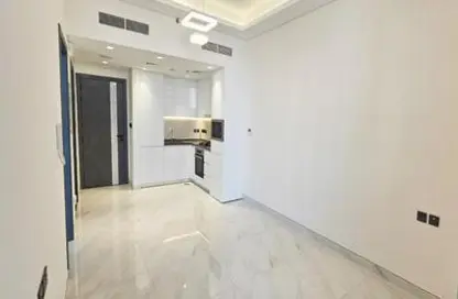 Apartment - 1 Bedroom - 2 Bathrooms for rent in Samana Park Views - Arjan - Dubai