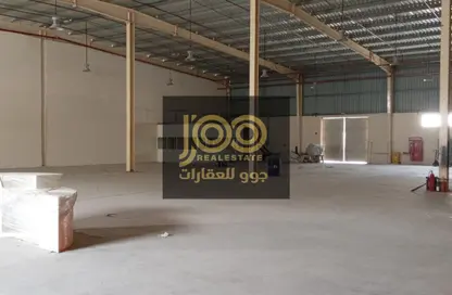 Warehouse - Studio - 1 Bathroom for rent in Umm Al Thuoob - Umm Al Quwain