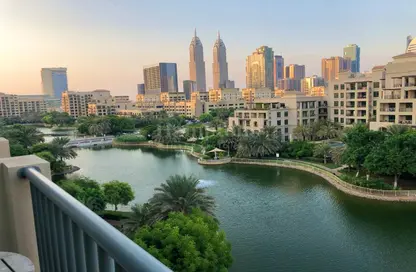 Apartment - 1 Bedroom - 2 Bathrooms for sale in The Links Canal Apartments - The Links - The Views - Dubai