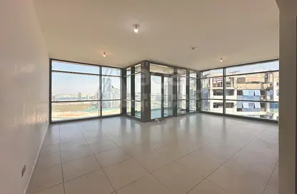 Apartment - 4 Bedrooms - 5 Bathrooms for sale in Canal Residence - Al Reem Island - Abu Dhabi