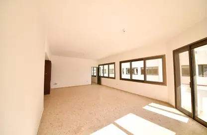 Empty Room image for: Apartment - 4 Bedrooms - 5 Bathrooms for rent in Beach Rotana - Tourist Club Area - Abu Dhabi, Image 1