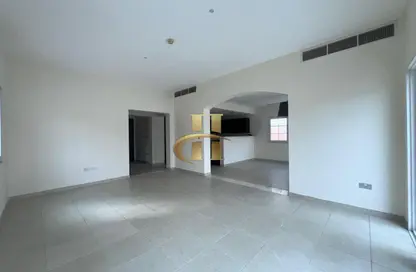 Villa - 2 Bedrooms - 3 Bathrooms for rent in District 16E - Jumeirah Village Circle - Dubai