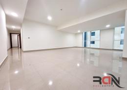 Apartment - 2 bedrooms - 3 bathrooms for rent in Oryx Tower - Corniche Road - Abu Dhabi