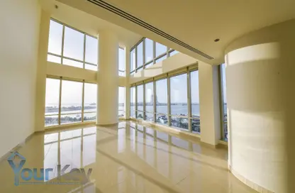 Duplex - 3 Bedrooms - 4 Bathrooms for rent in Nation Towers - Corniche Road - Abu Dhabi