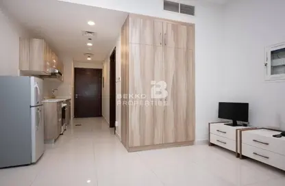 Apartment - Studio - 1 Bathroom for rent in Hera Tower - Dubai Sports City - Dubai