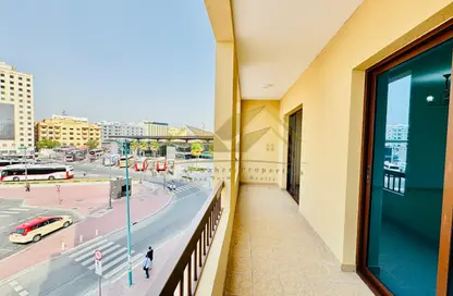 Apartment - 4 Bedrooms - 4 Bathrooms for rent in Al Souk Al Kabeer - Bur Dubai - Dubai