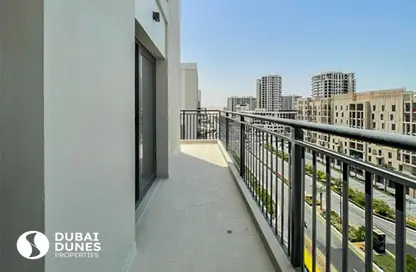 Apartment - 4 Bedrooms - 5 Bathrooms for rent in Hayat Boulevard-2B - Hayat Boulevard - Town Square - Dubai