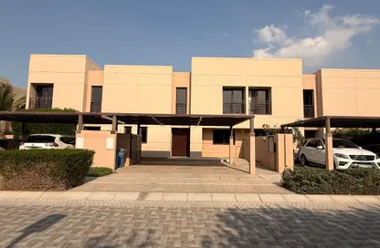 تاون هاوس - 4 غرف نوم - 5 حمامات للايجار في الزاهية - تجارية مويلح - الشارقة