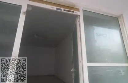 Shop - Studio - 1 Bathroom for rent in Al Rumailah building - Al Rumailah 2 - Al Rumaila - Ajman