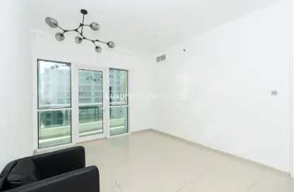 Apartment - 1 Bedroom - 2 Bathrooms for sale in Marina Pinnacle - Dubai Marina - Dubai