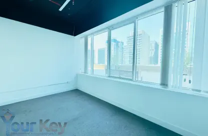 مكتب - استوديو - 1 حمام للايجار في كابيتال جولدن تاور - الخليج التجاري - دبي