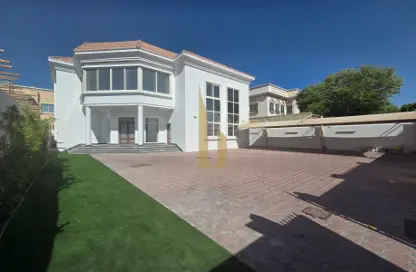 Villa - 5 Bedrooms - 5 Bathrooms for rent in Umm Suqeim 1 Villas - Umm Suqeim 1 - Umm Suqeim - Dubai