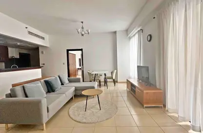 شقة - غرفة نوم - 2 حمامات للايجار في رمال 3 - رمال - جميرا بيتش ريزيدنس - دبي