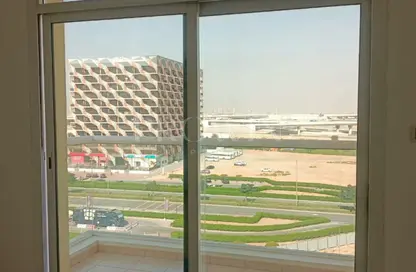 Apartment - 2 Bedrooms - 3 Bathrooms for sale in Mazaya 8 - Queue Point - Dubai Land - Dubai