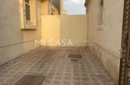 Villa - 7 Bedrooms - 7+ Bathrooms for rent in Shakhbout City - Abu Dhabi