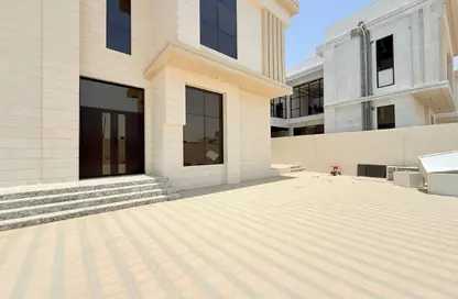 فيلا - 3 غرف نوم - 4 حمامات للايجار في مدينة الرياض - أبوظبي