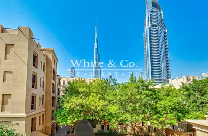 Outdoor Building image for: Apartment - 2 Bedrooms - 3 Bathrooms for sale in Yansoon 5 - Yansoon - Old Town - Dubai, Image 1