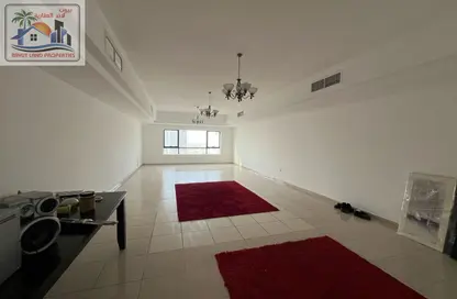 Apartment - 3 Bedrooms - 4 Bathrooms for rent in New Al Taawun Road - Al Taawun - Sharjah