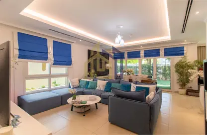 Villa - 4 Bedrooms - 5 Bathrooms for rent in Villa Lantana 1 - Villa Lantana - Al Barsha - Dubai