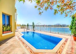 Villa - 5 bedrooms - 6 bathrooms for rent in Garden Homes Frond C - Garden Homes - Palm Jumeirah - Dubai