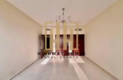 Apartment - 3 Bedrooms - 4 Bathrooms for rent in Al Taawun Street - Al Taawun - Sharjah
