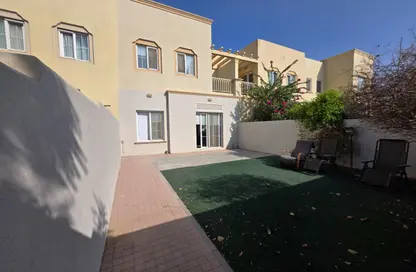Villa - 2 Bedrooms - 3 Bathrooms for rent in Springs 14 - The Springs - Dubai