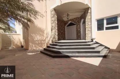 فيلا - 5 غرف نوم - 5 حمامات للايجار في فلل المشرف - المشرف - أبوظبي