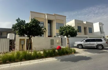 Villa - 5 Bedrooms - 6 Bathrooms for sale in Al Zahia - Muwaileh Commercial - Sharjah