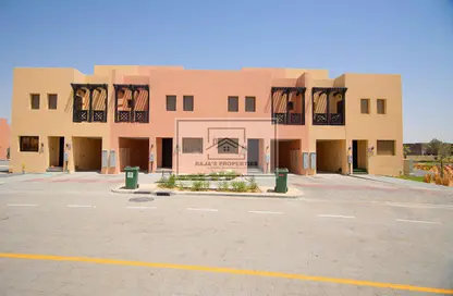 Villa - 3 Bedrooms - 4 Bathrooms for rent in Zone 7 - Hydra Village - Abu Dhabi