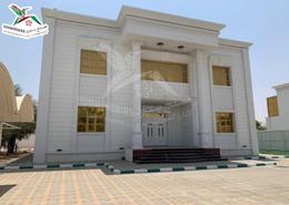 صورةمبنى خارجي لـ: فيلا - 4 غرف نوم - 6 حمامات للكراء في "جفات النيار " - زاخر - العين, صورة 1