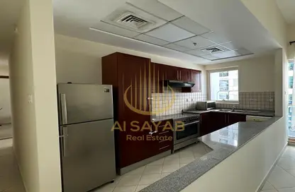 Kitchen image for: Apartment - 2 Bedrooms - 2 Bathrooms for rent in Cascades Tower - Dubai Marina - Dubai, Image 1