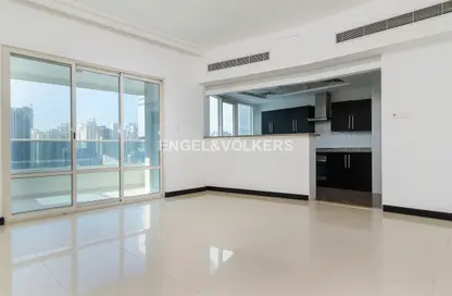 Empty Room image for: Apartment - 1 Bedroom - 2 Bathrooms for rent in O2 Residence - Lake Elucio - Jumeirah Lake Towers - Dubai, Image 1