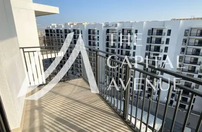 Apartment - 2 Bedrooms - 2 Bathrooms for sale in Waters Edge - Yas Island - Abu Dhabi