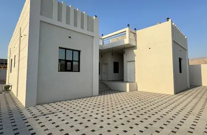 فيلا - 5 غرف نوم - 8 حمامات للايجار في خت - رأس الخيمة