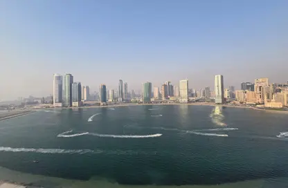 شقة - 2 غرف نوم - 2 حمامات للبيع في برج لا بلاج - الممزر - الشارقة - الشارقة