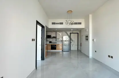 شقة - غرفة نوم - 1 حمام للايجار في سكايز من دانوب - ارجان - دبي