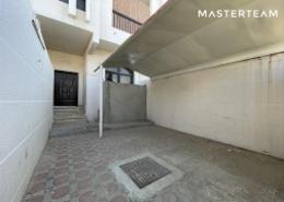 Villa - 3 bedrooms - 4 bathrooms for rent in Al Kuwaitat - Central District - Al Ain