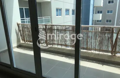 Apartment - 1 Bedroom - 2 Bathrooms for sale in Tower 3 - Al Reef Downtown - Al Reef - Abu Dhabi