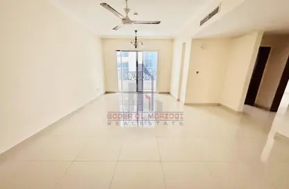 Apartment - 2 Bedrooms - 3 Bathrooms for rent in Muwaileh 29 Building - Muwaileh - Sharjah