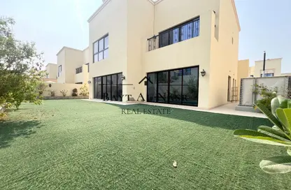 Villa - 4 Bedrooms - 5 Bathrooms for rent in Nad Al Sheba Villas - Nad Al Sheba 3 - Nad Al Sheba - Dubai