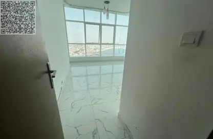 Apartment - 2 Bedrooms - 2 Bathrooms for rent in Ajman Creek Towers - Al Rashidiya 1 - Al Rashidiya - Ajman