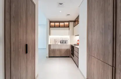 Apartment - 1 Bedroom - 2 Bathrooms for rent in West Five Business Bay Residences - Business Bay - Dubai Apartment - 1 Bedroom - 2 Bathrooms for rent in West Five Business Bay Residences - Business Bay - Dubai