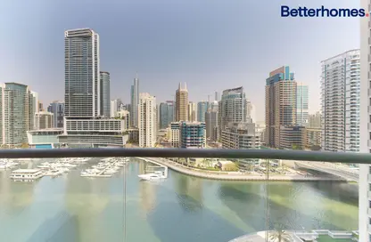 Pool image for: Apartment - 3 Bedrooms - 3 Bathrooms for rent in The Point - Dubai Marina - Dubai, Image 1