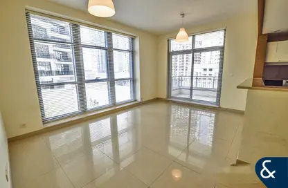 Apartment - 2 Bedrooms - 3 Bathrooms for sale in Claren Tower 2 - Claren Towers - Downtown Dubai - Dubai