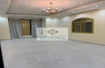 Empty Room image for: Villa - 5 Bedrooms - 6 Bathrooms for rent in Al Rawda 3 - Al Rawda - Ajman, Image 1