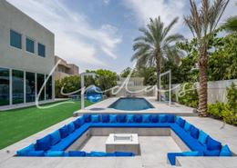 صورةحوض سباحة لـ: فيلا - 4 غرف نوم - 3 حمامات للبيع في الساحل - المرابع العربية - دبي, صورة 1