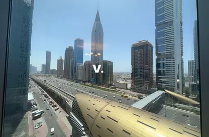 شقة - 2 غرف نوم - 2 حمامات للايجار في برج توينتي فرست سينشري - شارع الشيخ زايد - دبي