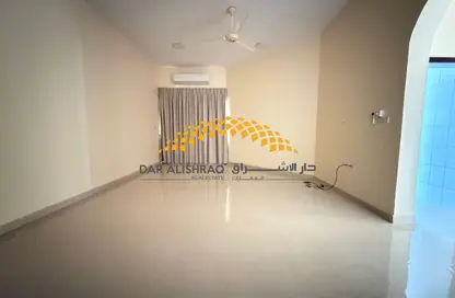 فيلا - 3 غرف نوم - 3 حمامات للايجار في العزرة - ضاحية الرقة - الشارقة