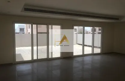 Empty Room image for: Townhouse - 4 Bedrooms - 3 Bathrooms for rent in Al Zahia - Muwaileh Commercial - Sharjah, Image 1